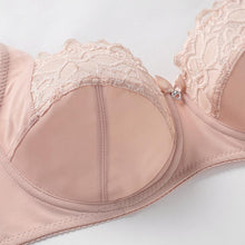 Load image into Gallery viewer, New Women Bras Ultra Thin Plus Size Bralette Sexy Lace Underwear Brassiere Adjustable CD Cup Bras