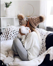 Load image into Gallery viewer, Large Hemp Flowers Parent-Child Pullover Knitting Hat Autumn and Winter Fur Ball Woolen Cap
