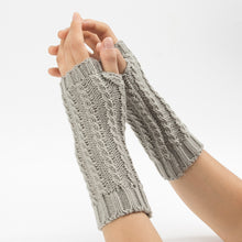 Load image into Gallery viewer, Twist Knitted Wool Keep Warm Men's and Women's Short Ski Fingerless Gloves
