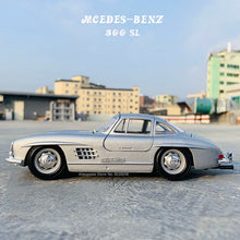 Load image into Gallery viewer, 1:24 The latest model is 1954 Mercedes 300 SL simulation alloy car model crafts decoration collection toy tools gift