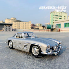 Load image into Gallery viewer, 1:24 The latest model is 1954 Mercedes 300 SL simulation alloy car model crafts decoration collection toy tools gift