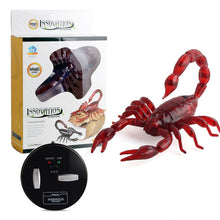 Load image into Gallery viewer, Horrible Infrared RC Cockroach Remote Control Simulation Roach Spider Toy Insects Prank Joke Scary Trick Bugs Kids Gift