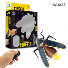 Load image into Gallery viewer, Infrared RC Insect Remote Control Simulation Mantis Prank Joke Trick Bugs Kids Gift