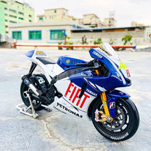Load image into Gallery viewer, 1:10 YAMAHA GP2009 MOTO No. 46 Champion car Racing Original factory authorized simulation alloy motorcycle model toy car
