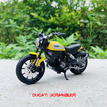 Load image into Gallery viewer, 1:18 The New Ducati Super Naked V4 S red original authorized simulation alloy motorcycle model toy car gift collection
