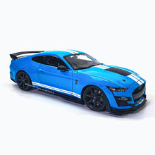 Load image into Gallery viewer, 1:18 New 2020 Custom Edition Ford Shelby GT500 Alloy Retro Car Model Classic Car Model Car Decoration Collection gift