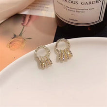 Load image into Gallery viewer, Simple Fashion Trend Round Black Rhinestone Hoop Earrings Geometric Earrings Women Elegant Exquisite Jewelry Gifts Wholesale