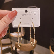 Load image into Gallery viewer, Simple Fashion Trend Round Black Rhinestone Hoop Earrings Geometric Earrings Women Elegant Exquisite Jewelry Gifts Wholesale
