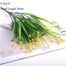 Load image into Gallery viewer, Beautiful 25 heads/bouquet mini artificial calla with leaf plastic fake lily Aquatic plants home room decoration flower