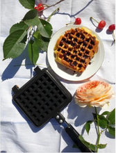 Load image into Gallery viewer, Non-Stick Waffles Maker Machine Kitchen Waffle Baking Mold Gas Pan Bubble Egg Cake Oven Breakfast Machine Cake Maker