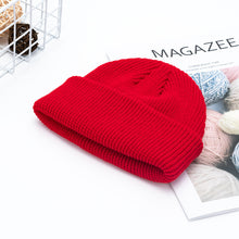 Load image into Gallery viewer, Light Board Solid Color Knitted Hat Men's Warm Beanie Hat Korean Style All-Matching Knitted Hat Knitted Hat Yupi Beanie Hat