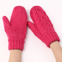 Load image into Gallery viewer, Autumn and Winter New Women's Cross-Border Knitted plus Fluff Thick Fashion Geometric Backpacks Finger Warm Gloves Finger Knitting Wool Gloves