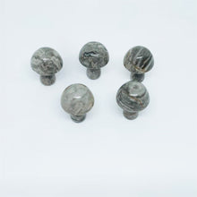 Load image into Gallery viewer, 5PCs Natural Crystal Agate Mushroom 2cm Mini Small Mushroom Crystal Crafts Micro Landscape Ornaments Decorations
