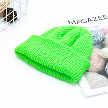 Load image into Gallery viewer, Light Board Solid Color Knitted Hat Men's Warm Beanie Hat Korean Style All-Matching Knitted Hat Knitted Hat Yupi Beanie Hat