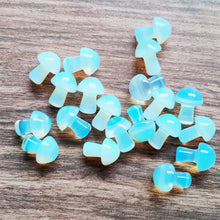 Load image into Gallery viewer, 5PCs Natural Crystal Agate Mushroom 2cm Mini Small Mushroom Crystal Crafts Micro Landscape Ornaments Decorations