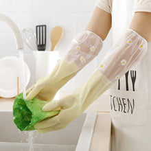 Load image into Gallery viewer, Waterproof Warm Velvet Padded Thickened Gloves Cartoon Laundry Cleaning Housework Laundry Rubber Gloves