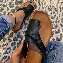 Load image into Gallery viewer, Large Size Platform Slippers Women's Casual Flat Flip-Flops Women's Shoes