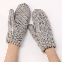 Load image into Gallery viewer, Autumn and Winter New Women's Cross-Border Knitted plus Fluff Thick Fashion Geometric Backpacks Finger Warm Gloves Finger Knitting Wool Gloves