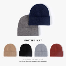 Load image into Gallery viewer, Autumn and Winter Outdoor Black Brimless Men's Knitted Hat Big Head Circumference Fashion Beanie Hat Warm Thickened