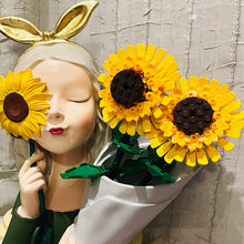 Load image into Gallery viewer, New Expert Sunflowers Flower Bouquet Blocks Botanical Collection Friends Bricks Toys Girls Gift Compatible 40524