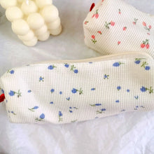 Load image into Gallery viewer, Pencil Case Fresh Style Pencil Bag Small Flowers Pencil Cases Cute Simple Pen Bag