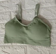 Load image into Gallery viewer, Yoga Bra Breathable gym top Anti-sweat Shockproof Padded Fitness Underwear For Women