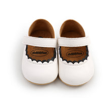 Load image into Gallery viewer, Soft Leather Baby Moccasins Shoes Newborn Rubber Sole Baby Shoes Floral Borders Toddler Shoes Baby Girls Anti-Slip Prewalker