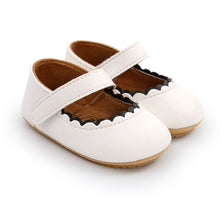 Load image into Gallery viewer, Soft Leather Baby Moccasins Shoes Newborn Rubber Sole Baby Shoes Floral Borders Toddler Shoes Baby Girls Anti-Slip Prewalker