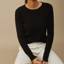 Load image into Gallery viewer, Woman winter 100% Cashmere sweaters and auntmun knitted Pullovers High Quality Warm Female O-neck Black cheap top