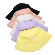 Load image into Gallery viewer, Macaron Color Small Daisy Flower Bucket Hat Female Japanese Little Fresh Sun Hat Summer Couple Bucket Hat