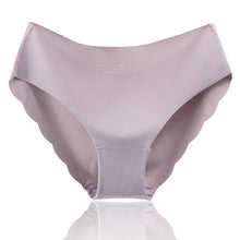 Load image into Gallery viewer, Women Sexy Breathable Comfortable Cotton Panties Briefs Lingerie Low Waist Underwear
