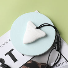 Load image into Gallery viewer, 1 Pack Sensory Chew Necklace Brick Chewy Kids Silicone Triangle Fangs Toys, Silicone Teeth for Children with Autism
