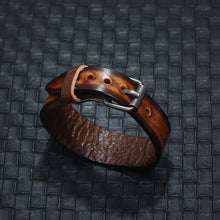 Load image into Gallery viewer, Retro Cattle Leather Bracelet Simple Men's Leather Ornament
