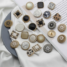 Load image into Gallery viewer, 5pcs/set Metal Button Pearl Square Buckle French Sweater Coat Decoration Button
