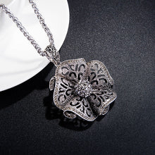 Load image into Gallery viewer, Women's Necklace Sweater Chain Decoration Choker  Gift for Girls
