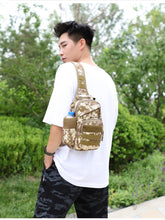 Load image into Gallery viewer, Men's Messenger bag sports camouflage shoulder bag
