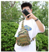 Load image into Gallery viewer, Men's Messenger bag sports camouflage shoulder bag
