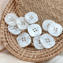 Load image into Gallery viewer, 5pcs/set irregular resin buttons, two eye triangular plum blossom shirt, skirt decoration buttons
