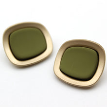 Load image into Gallery viewer, 5pcs/set Metal Button Rectangular Feel Button Point Oil Pearl Imitation Shell Coat Clip Clothing Decorative Button
