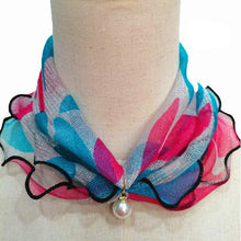 Load image into Gallery viewer, Pearl Pendant Scarf Necklace Vintage Leopard Pattern Dot Printing Scarf Trendy Crimping Elastic Women All-Match Scarves
