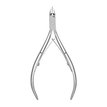 Load image into Gallery viewer, D501 Cuticle Nipper Professional Exfoliating Barbed Repair Nail Care Stainless Steel Scissors
