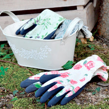Load image into Gallery viewer, Printed Gardening Gloves Garden Work Digging Soil Picking Vegetables Planting Flowers Rose Cactus Anti-Piercing Anti-Tie Waterproof
