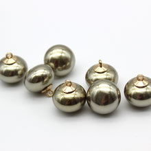 Load image into Gallery viewer, 5pcs/Set Highlight Pearl Gold Bottom Button Sweater Decoration Button Clothing Accessories Accessories
