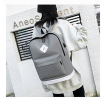 Load image into Gallery viewer, Durable Nylon Material Backpack for Sports
