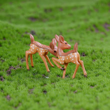 Load image into Gallery viewer, 2PCS Artificial Mini Sika Deer Giraffe Fairy Garden Miniatures Gnomes Moss Terrariums Resin Crafts Figurines Home Decoration
