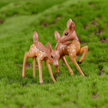 Load image into Gallery viewer, 2PCS Artificial Mini Sika Deer Giraffe Fairy Garden Miniatures Gnomes Moss Terrariums Resin Crafts Figurines Home Decoration
