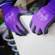 Load image into Gallery viewer, Garden Gardening Gloves Non-Slip Anti-Piercing Flower Planting Breathable and Wearable Labor Protection Work Safety Latex Wrinkle Gloves
