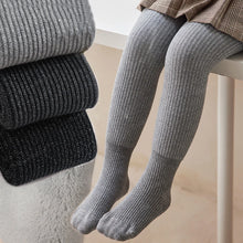 Load image into Gallery viewer, Baby Girls Warm Tights Plush Velvet Winter Pantyhose Fleece Lined Thick Knitted Leggings For Toddler Baby Kids Tights Stockings
