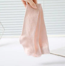 Load image into Gallery viewer, Baby tight spring and autumn pantyhoses children stocking girls vertical stripes bowknot baby tights new render pantyhose
