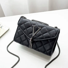 Load image into Gallery viewer, Black Luxury Handbags And Purse Women PU Leather Messenger Shoulder Bag Plaid Female Crossbody Bag Tassel Quilted

